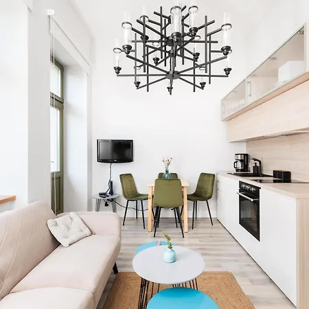 Modern Nest - In The Heart Of - Old Town - By Upstairs Apartmán Krakov